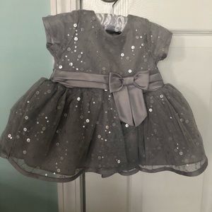 Baby girl gray tulle dress